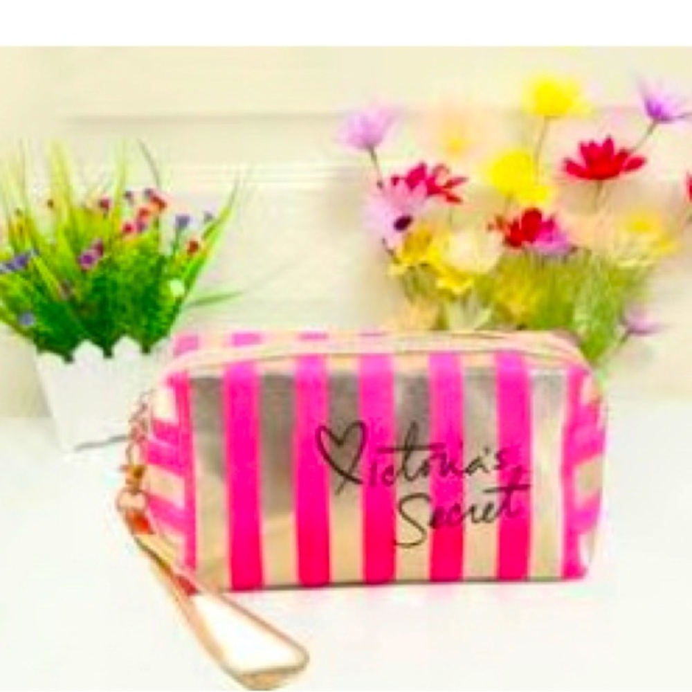 Victoria Secret Traveling Makeup Bag